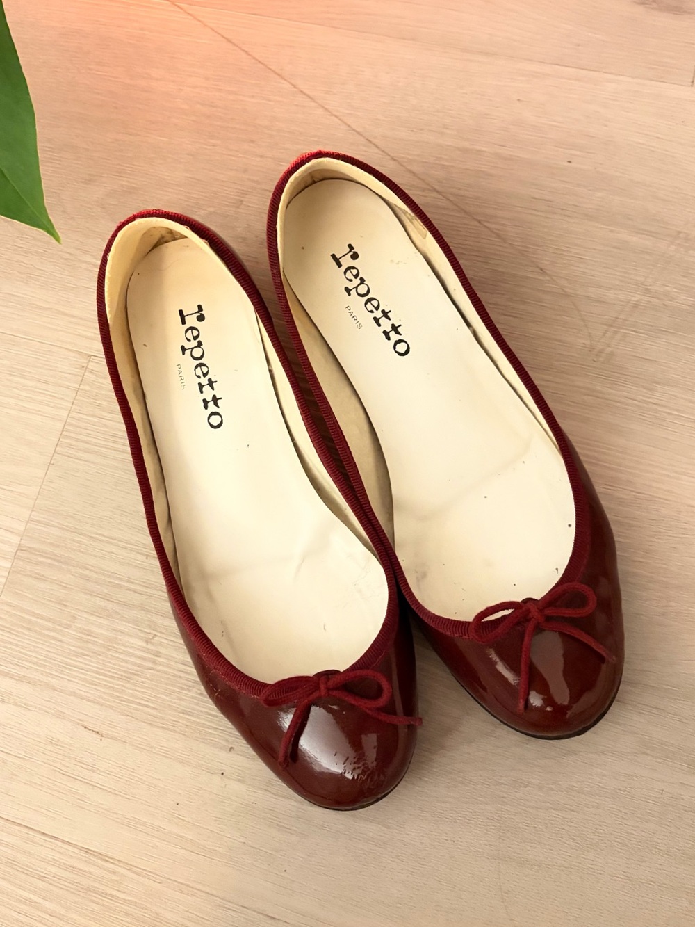 Repetto Burgundy Patent Leather Camille Flats, Heeled Ballet Flat (EU 37)
